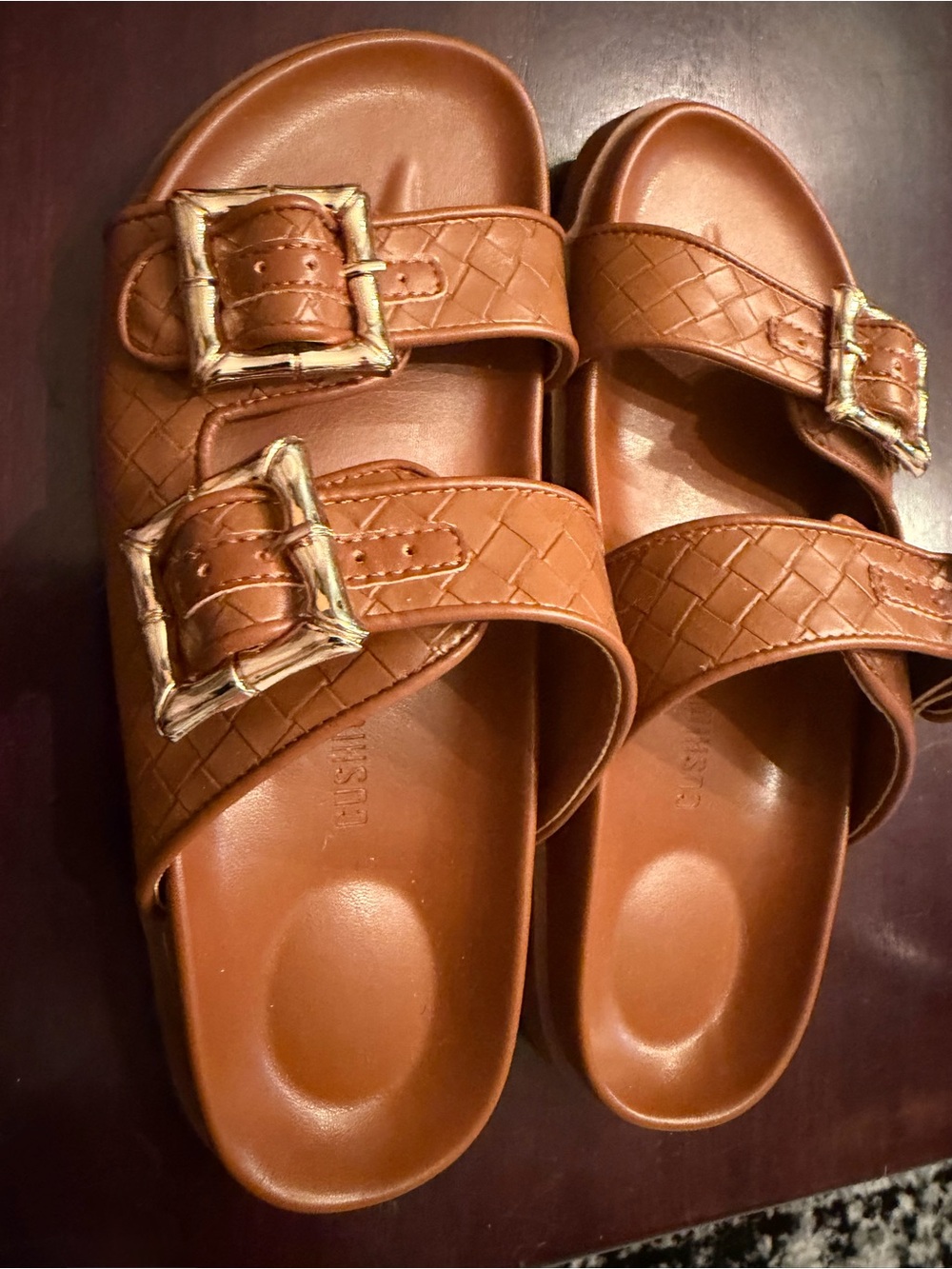 Cushionaire Loft Quilted Cognac Double Buckle Slide Sandals Size 7.5 - Picture 4 of 9